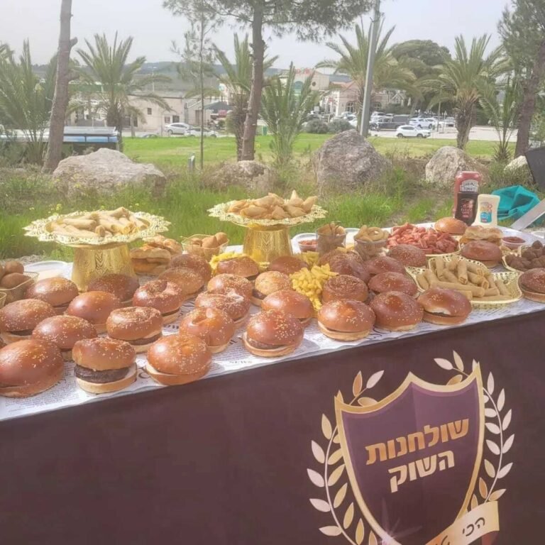 שולחנות שוק של רפי רבוח - עמדות המבורגרים